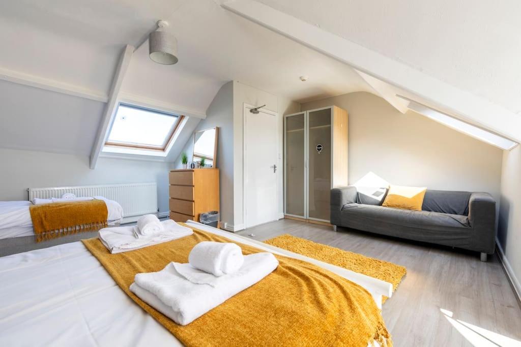 Holiday home Beach Townhouse - 350 Yard From The Beach!